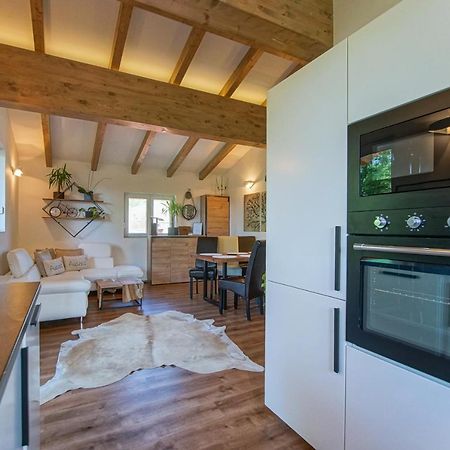 Auszeit Steiraland Penthouse 9 Mit Grossen Balkon Und Parkplatz Leilighet Leoben  Eksteriør bilde