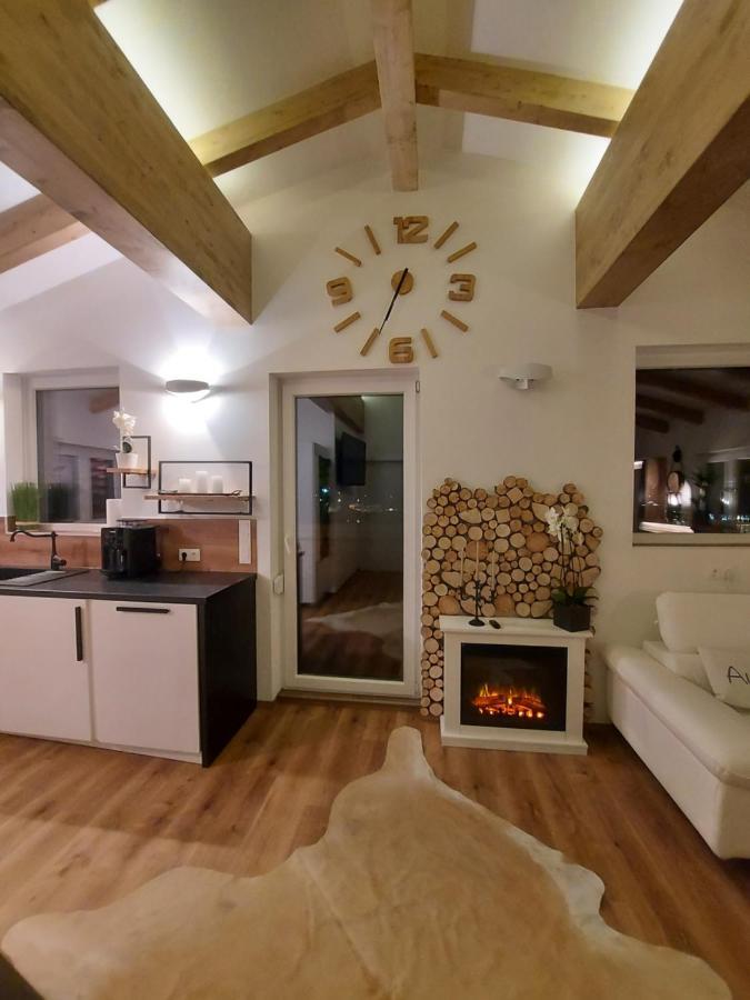 Auszeit Steiraland Penthouse 9 Mit Grossen Balkon Und Parkplatz Leilighet Leoben  Eksteriør bilde