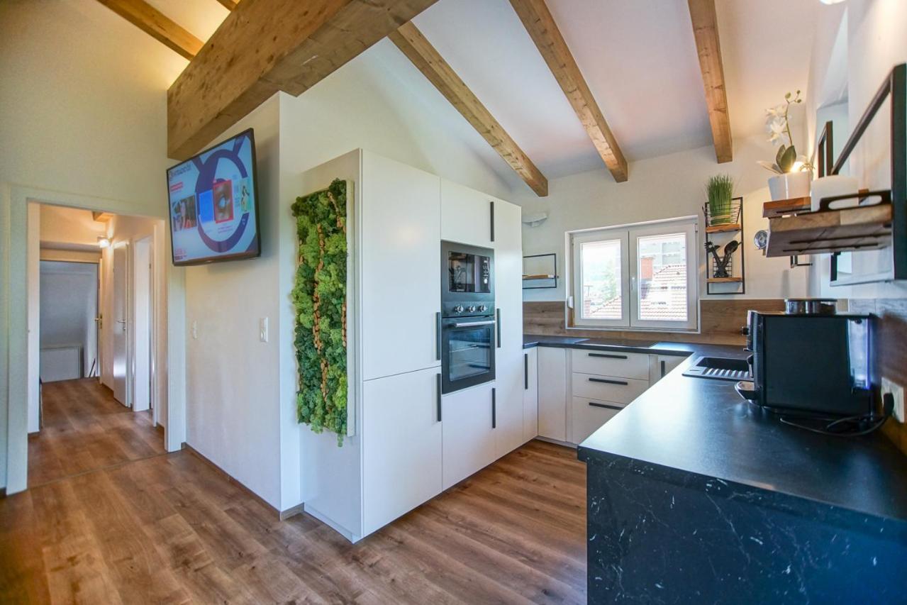 Auszeit Steiraland Penthouse 9 Mit Grossen Balkon Und Parkplatz Leilighet Leoben  Eksteriør bilde