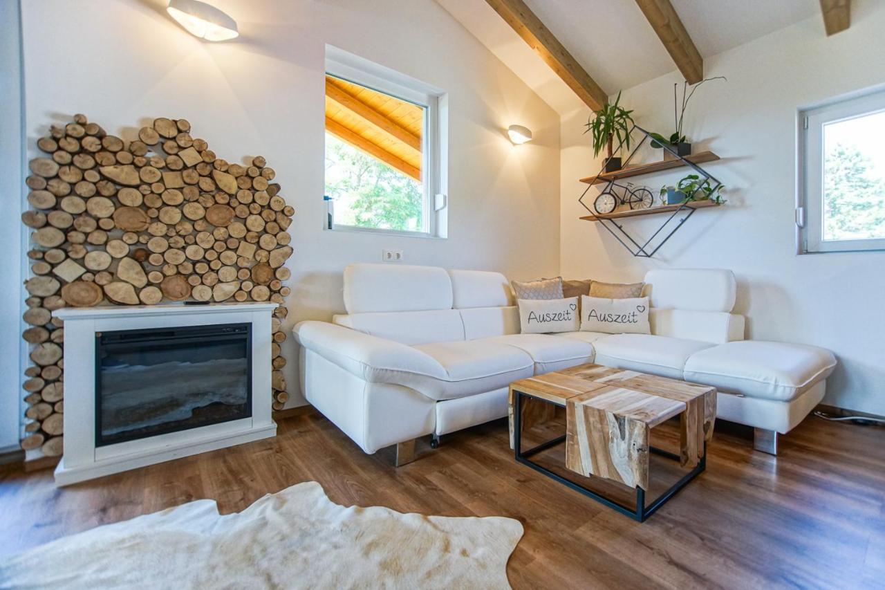 Auszeit Steiraland Penthouse 9 Mit Grossen Balkon Und Parkplatz Leilighet Leoben  Eksteriør bilde